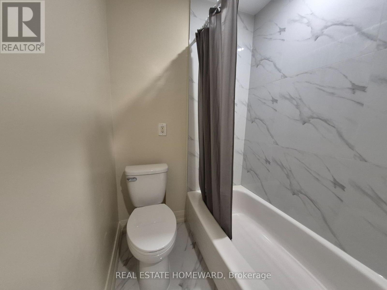 4 - 1066 Coxwell Avenue, Toronto, Ontario  M3C 3G4 - Photo 16 - E13075142