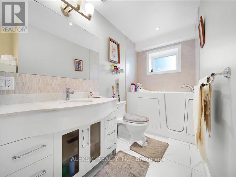 132 Browns Line, Toronto, Ontario  M8W 3T2 - Photo 9 - W12773660