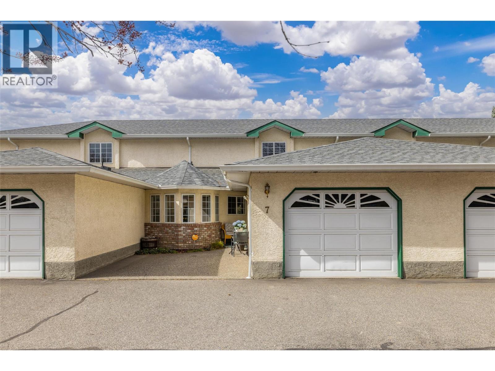 1225 Brookside Avenue Unit# 7, Kelowna, British Columbia