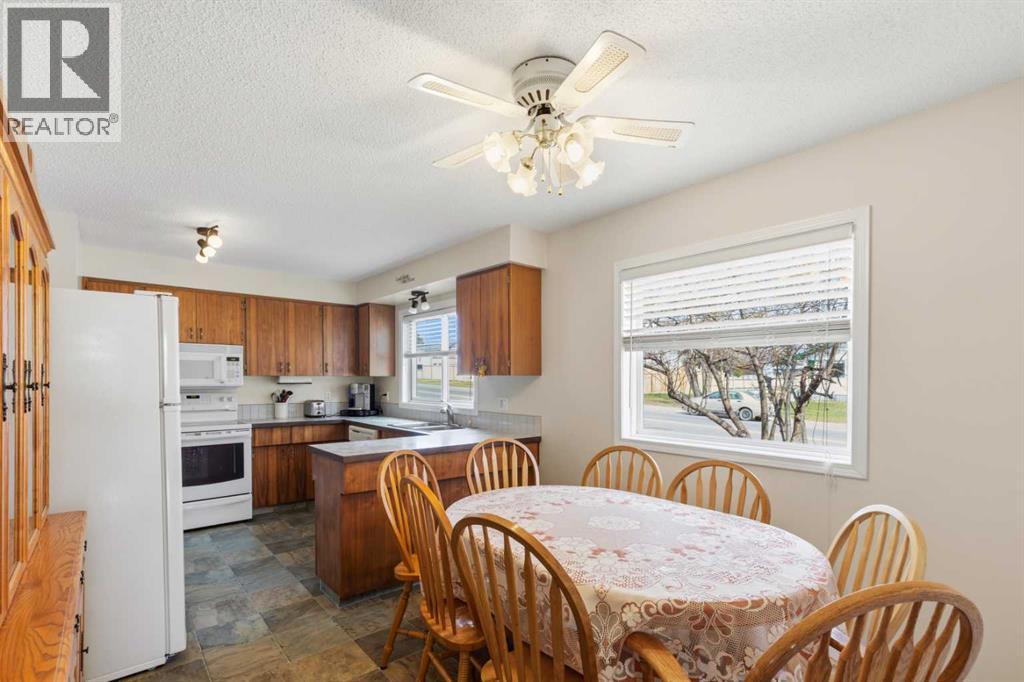 9702 119 Avenue, Grande Prairie, Alberta  T8V 3P8 - Photo 4 - A2304201