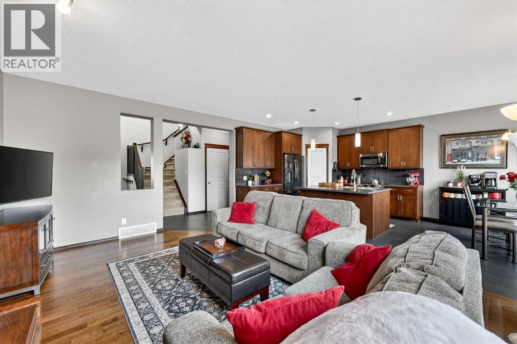 72 Auburn Bay Avenue SE, Calgary, Alberta  T3M 0K7 - Photo 6 - A2302370