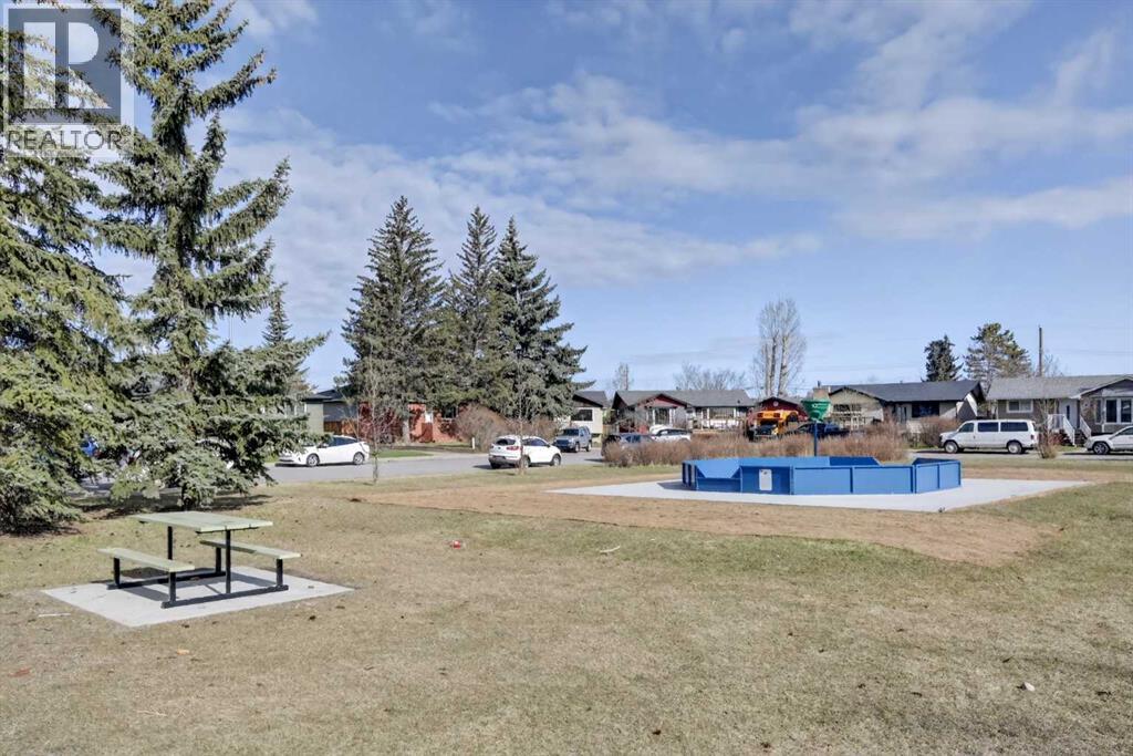 32 Beaupre Crescent NW, Calgary, Alberta  T3B 2S8 - Photo 43 - A2306953