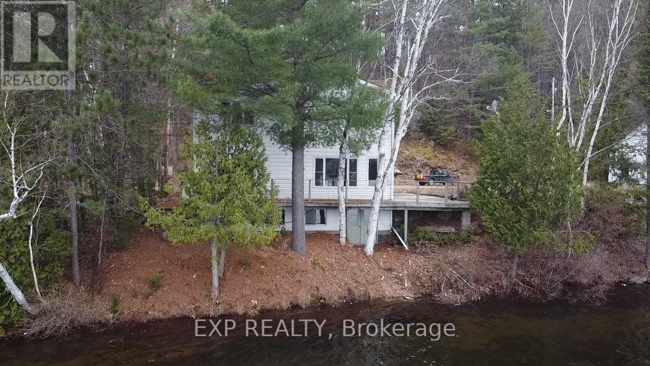 88 CHRIS MULLIN LANE, Madawaska Valley, Ontario