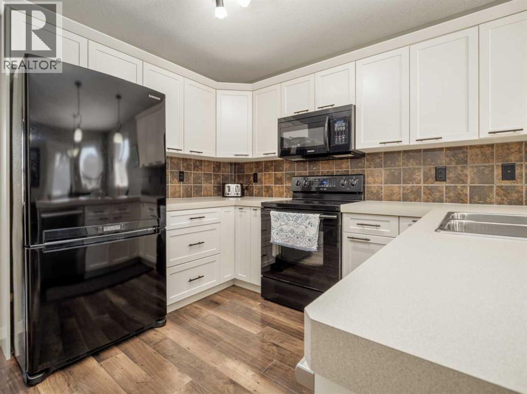 553 Mary Cameron Crescent N, Lethbridge, Alberta  T1H 6V6 - Photo 12 - A2305873