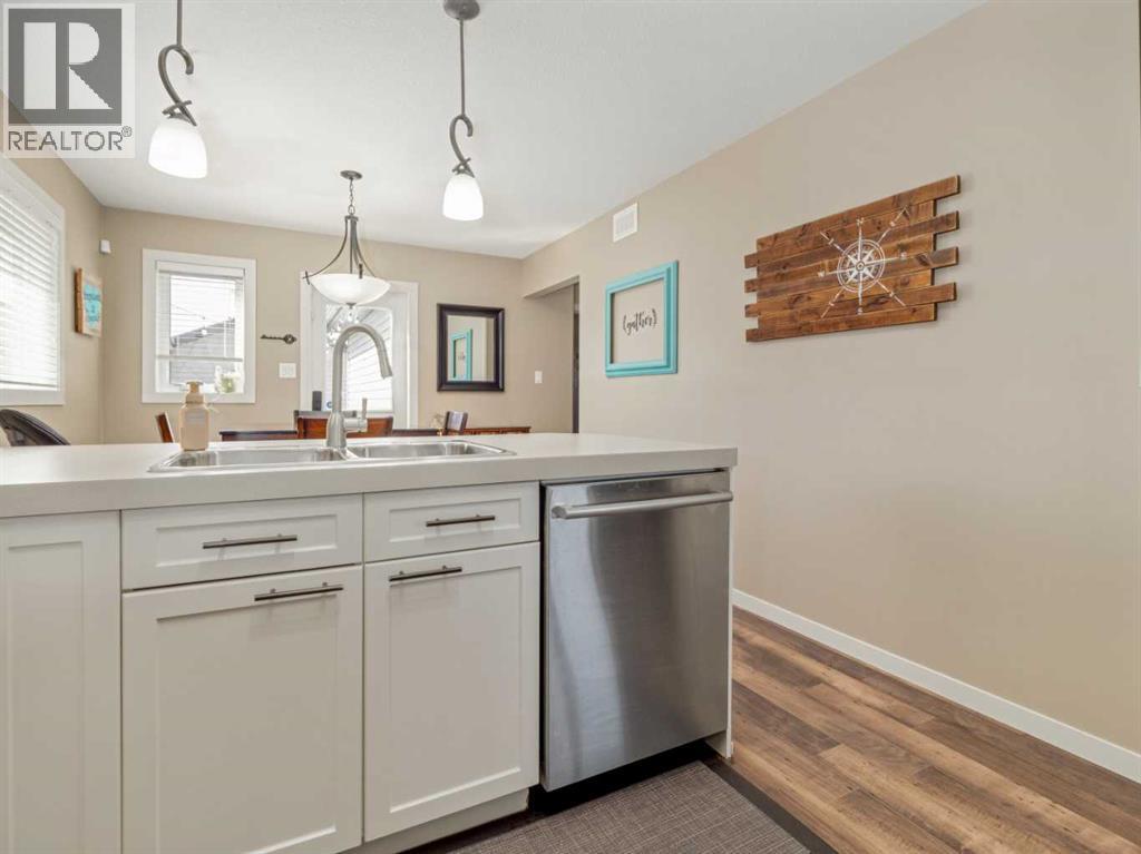 553 Mary Cameron Crescent N, Lethbridge, Alberta  T1H 6V6 - Photo 13 - A2305873