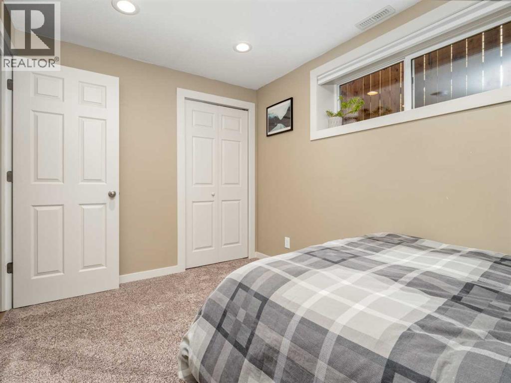 553 Mary Cameron Crescent N, Lethbridge, Alberta  T1H 6V6 - Photo 35 - A2305873