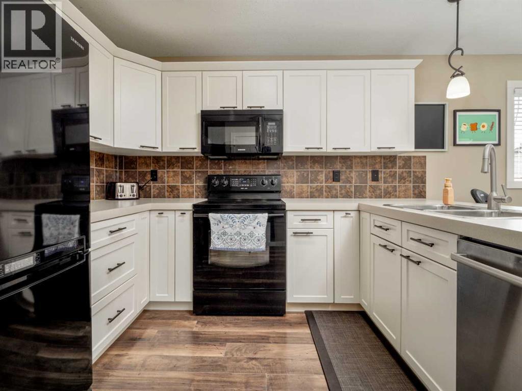 553 Mary Cameron Crescent N, Lethbridge, Alberta  T1H 6V6 - Photo 11 - A2305873