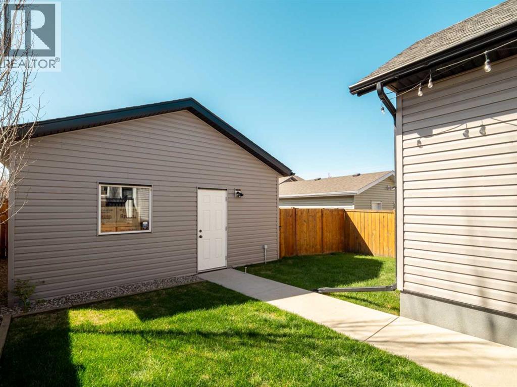 553 Mary Cameron Crescent N, Lethbridge, Alberta  T1H 6V6 - Photo 42 - A2305873