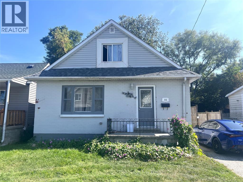 332 Mitton Street North