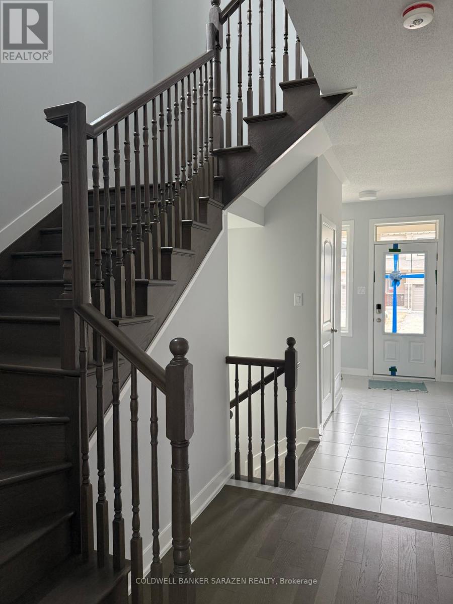 657 Bronze Copper Crescent, Ottawa, Ontario  K0A 2Z0 - Photo 2 - X13075154