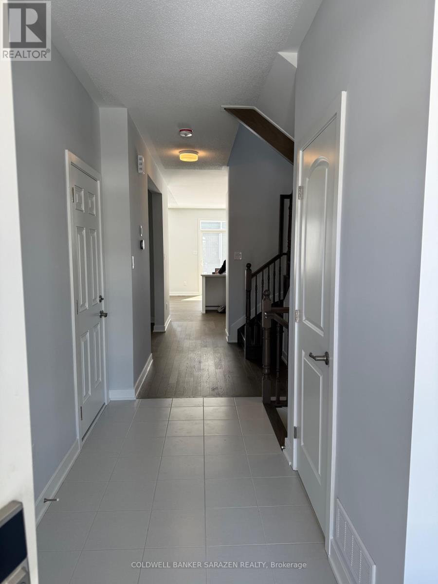657 Bronze Copper Crescent, Ottawa, Ontario  K0A 2Z0 - Photo 3 - X13075154