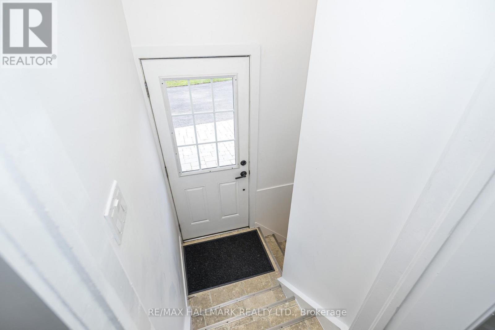89 Scarborough Heights Boulevard, Toronto, Ontario  M1M 2V5 - Photo 26 - E13075156