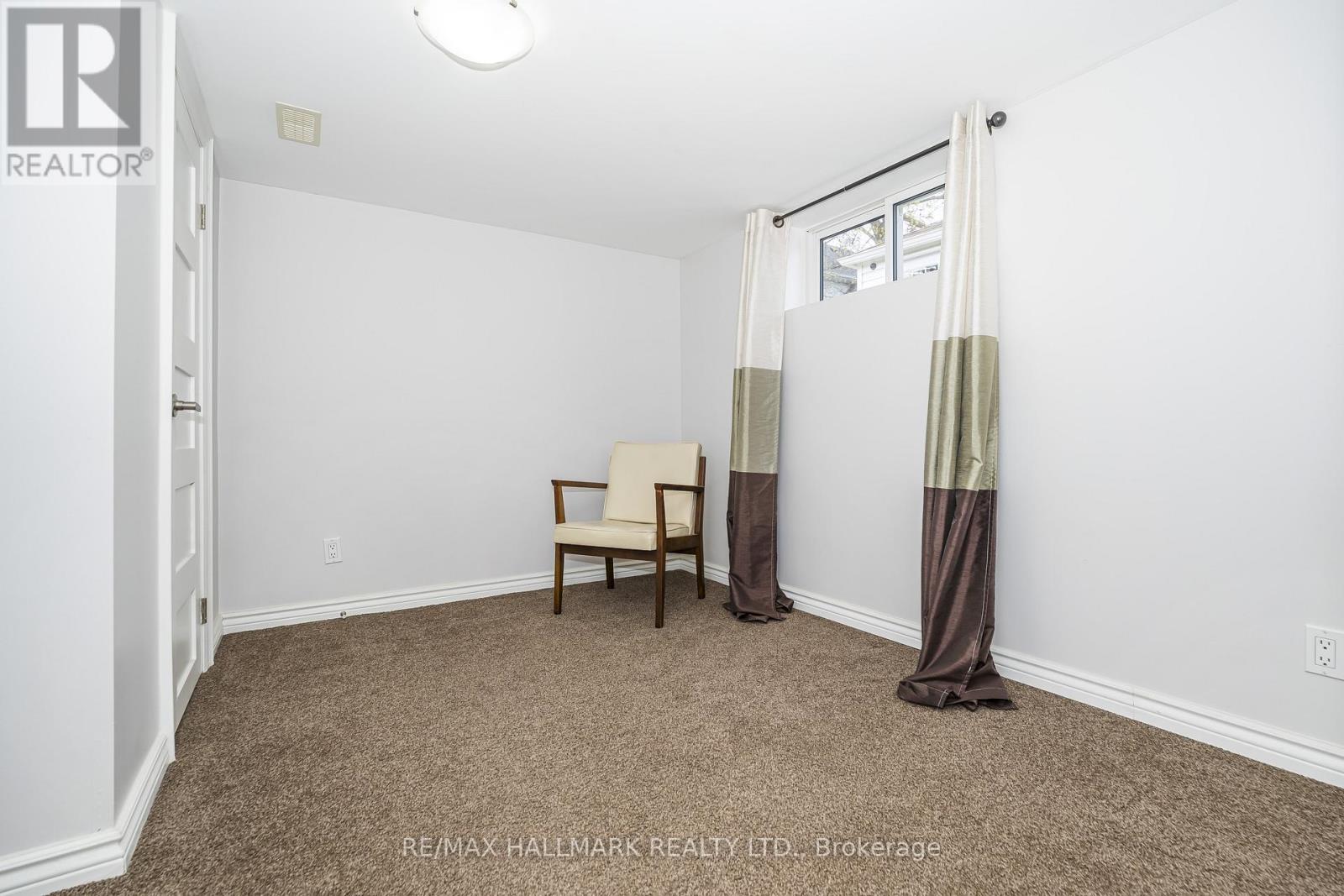 89 Scarborough Heights Boulevard, Toronto, Ontario  M1M 2V5 - Photo 37 - E13075156
