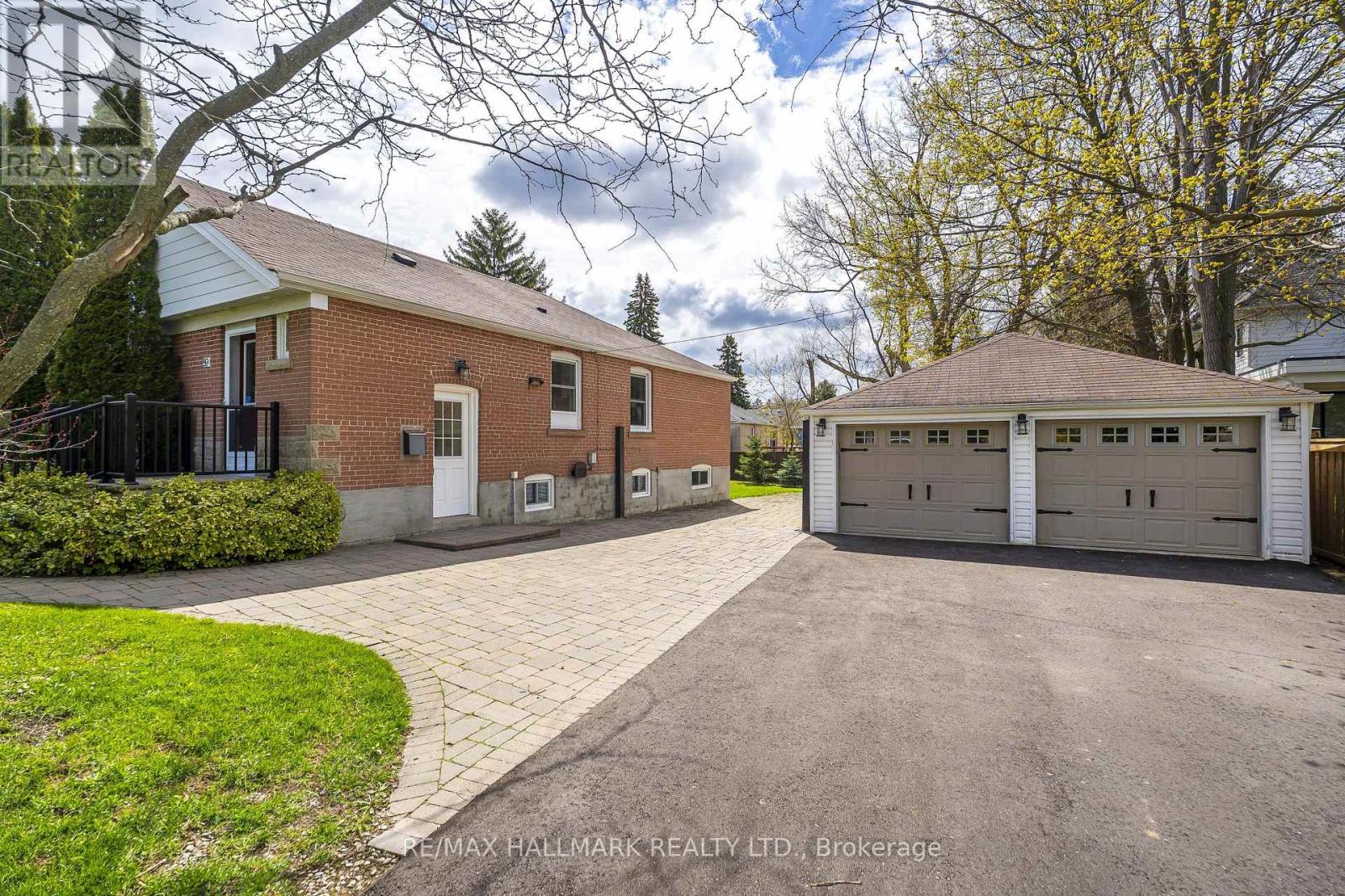 89 Scarborough Heights Boulevard, Toronto, Ontario  M1M 2V5 - Photo 44 - E13075156