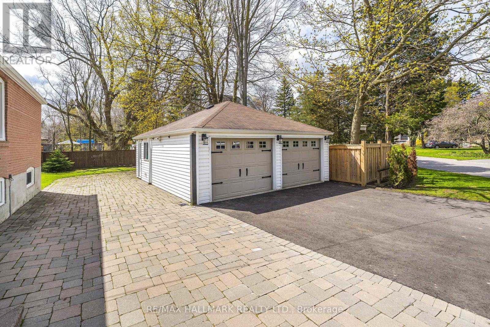 89 Scarborough Heights Boulevard, Toronto, Ontario  M1M 2V5 - Photo 46 - E13075156