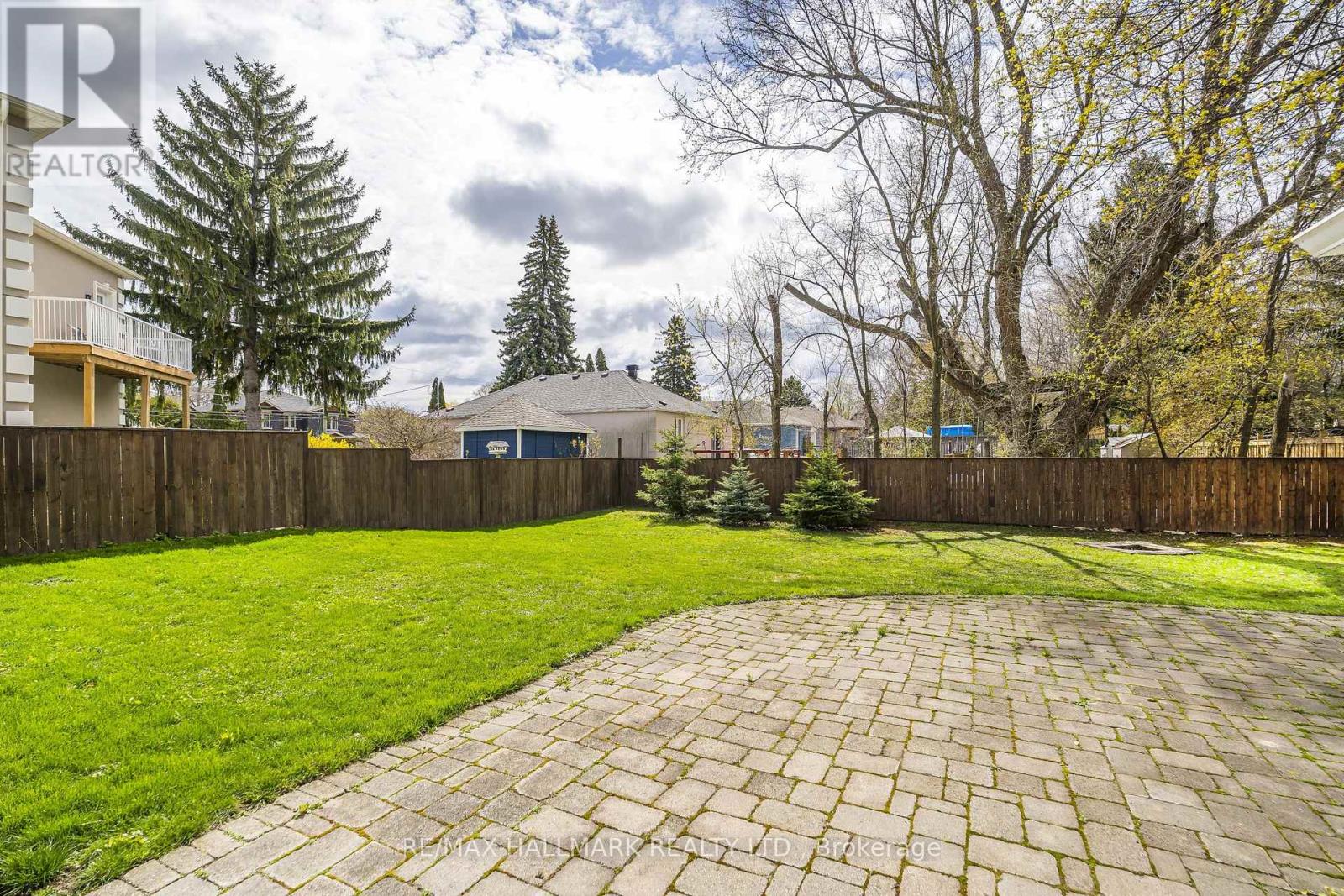 89 Scarborough Heights Boulevard, Toronto, Ontario  M1M 2V5 - Photo 47 - E13075156