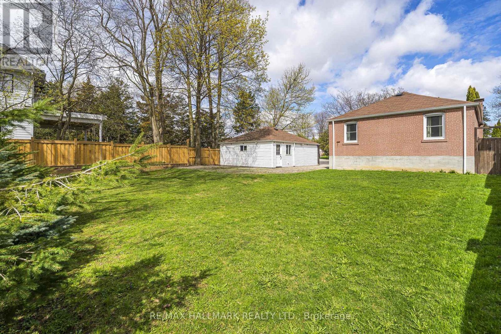 89 Scarborough Heights Boulevard, Toronto, Ontario  M1M 2V5 - Photo 48 - E13075156