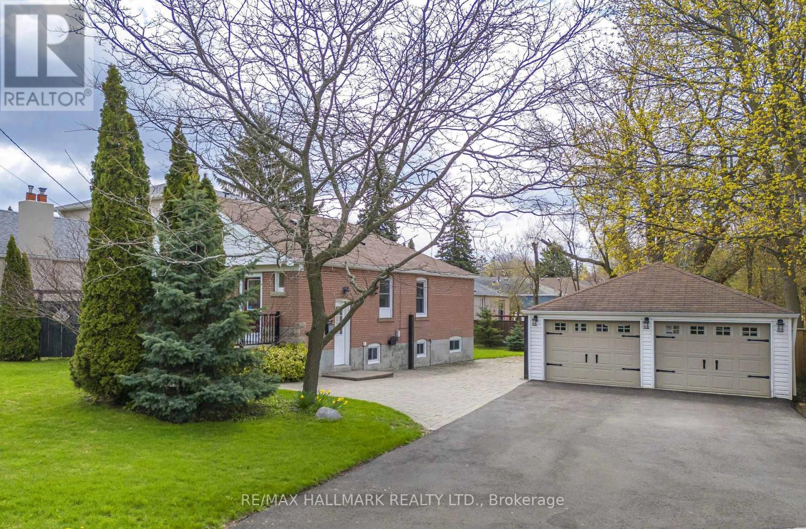 89 Scarborough Heights Boulevard, Toronto, Ontario  M1M 2V5 - Photo 5 - E13075156