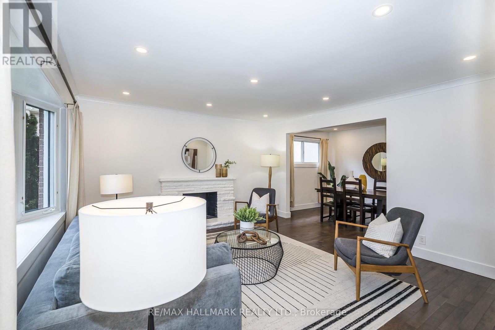 89 Scarborough Heights Boulevard, Toronto, Ontario  M1M 2V5 - Photo 7 - E13075156