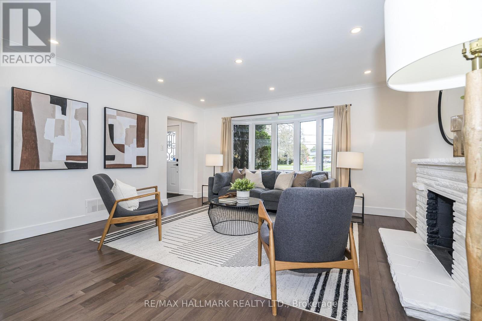 89 Scarborough Heights Boulevard, Toronto, Ontario  M1M 2V5 - Photo 8 - E13075156