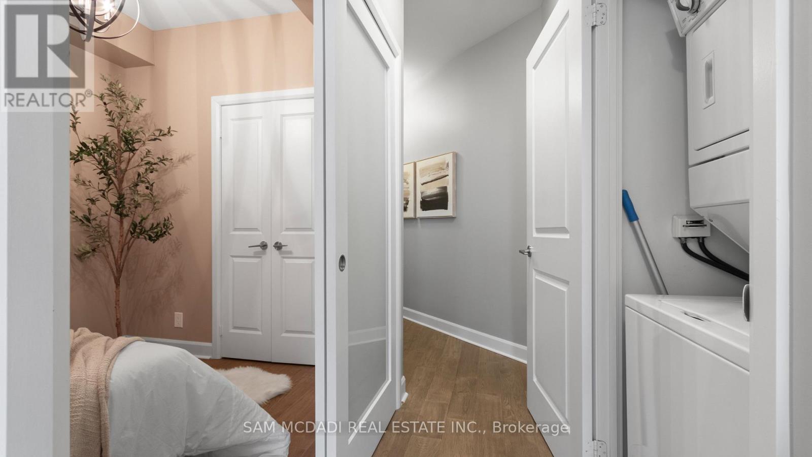 1805 - 80 Absolute Avenue S, Mississauga, Ontario  L4Z 0A5 - Photo 10 - W13075162