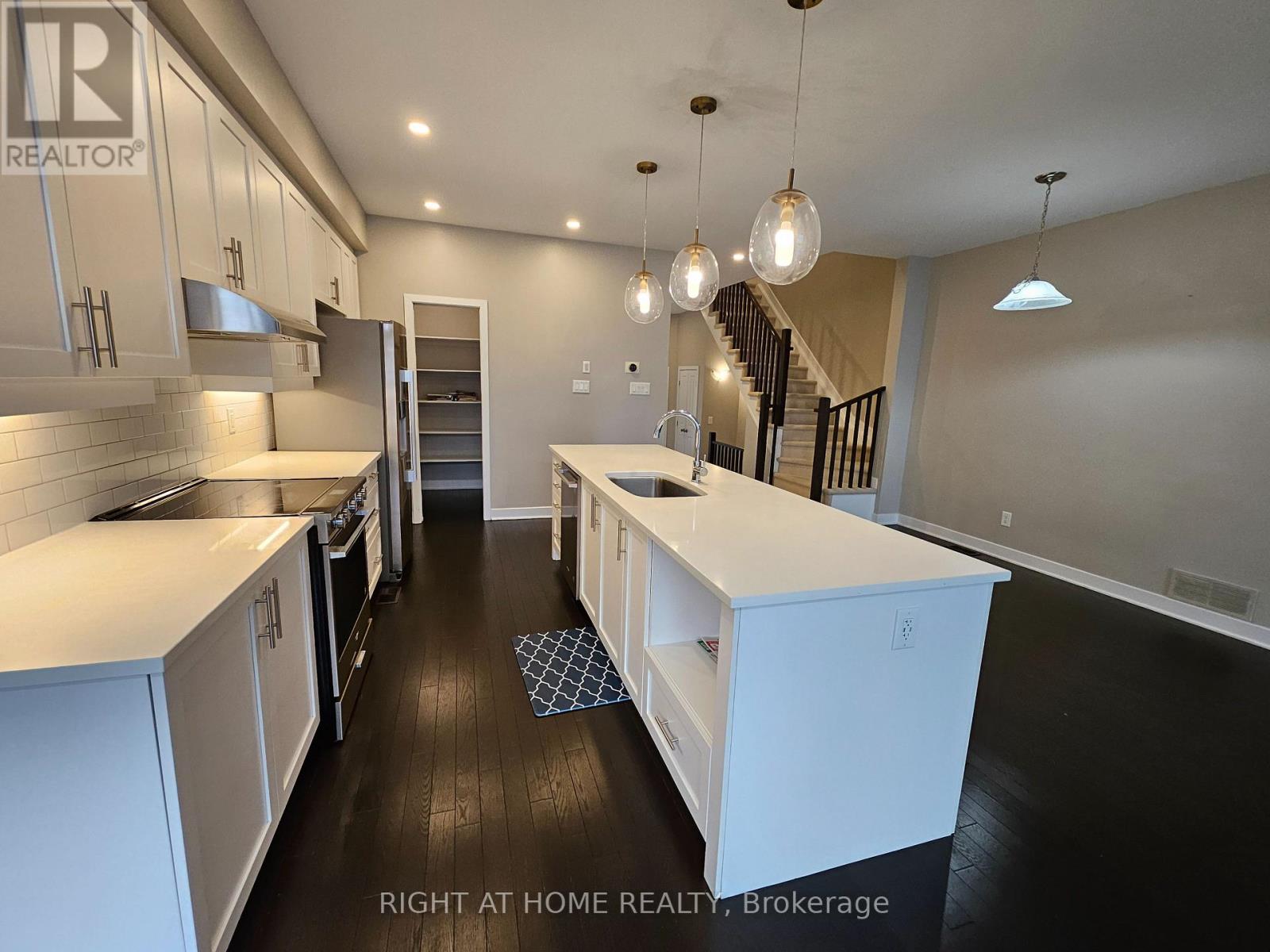 424 Markdale Terrace S, Ottawa, Ontario  K1X 0B2 - Photo 12 - X13075176