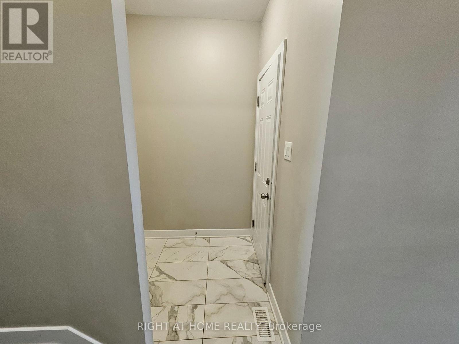 424 Markdale Terrace S, Ottawa, Ontario  K1X 0B2 - Photo 7 - X13075176