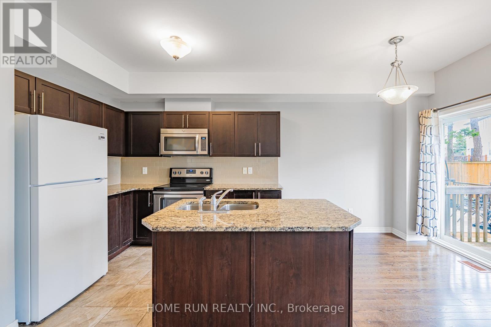 19 Dundalk Private, Ottawa, Ontario  K2R 0J5 - Photo 12 - X13075180