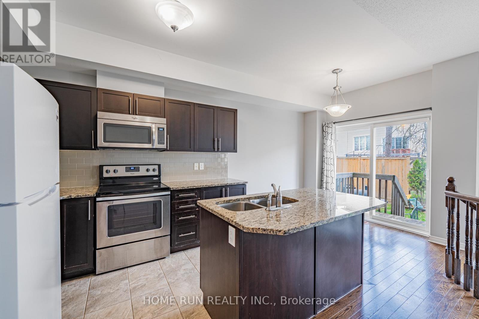 19 Dundalk Private, Ottawa, Ontario  K2R 0J5 - Photo 14 - X13075180