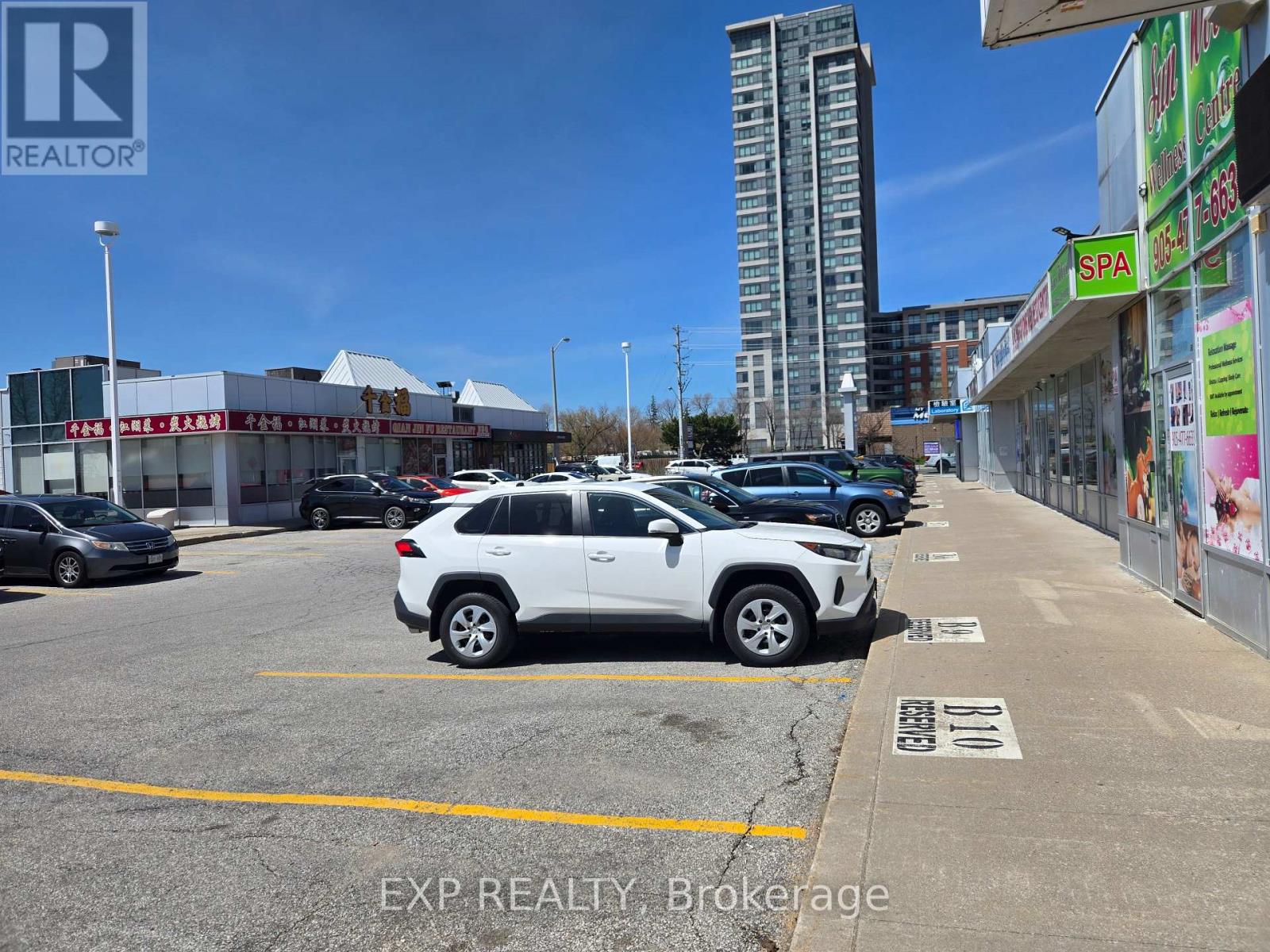 B10 - 4779 STEELES AVENUE E, Toronto, Ontario