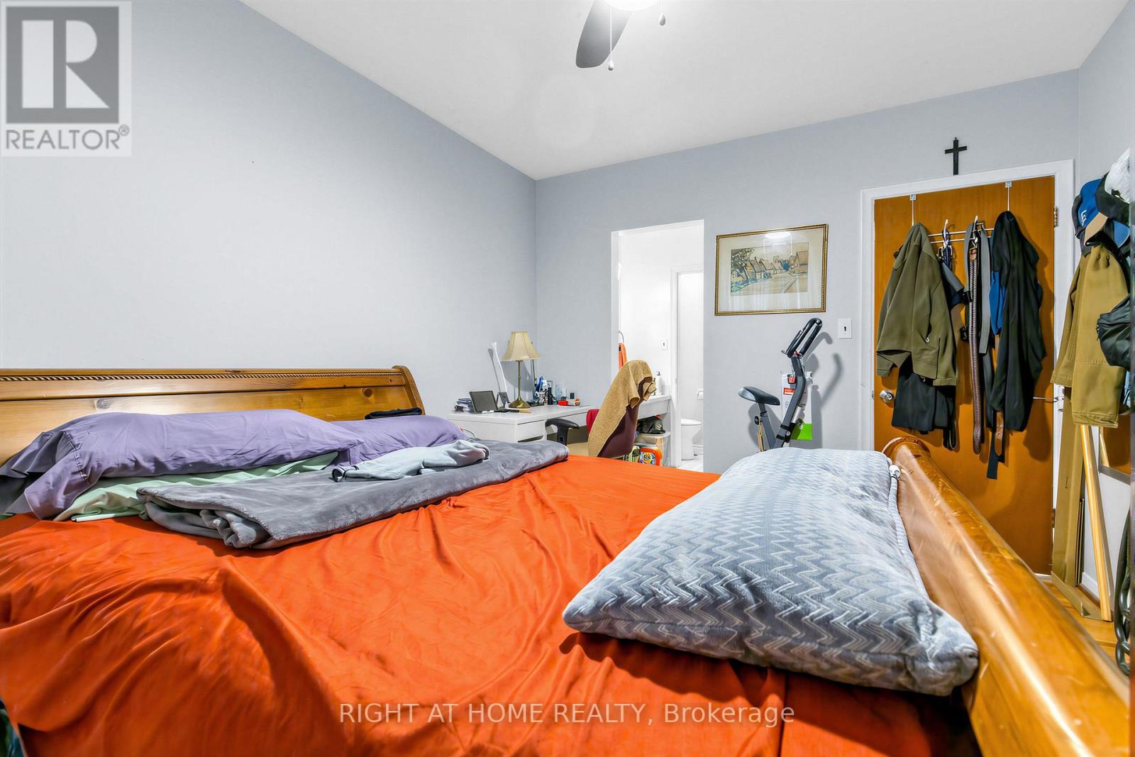 5 Thwaite Avenue, Toronto, Ontario  M3L 2C8 - Photo 19 - W13075196