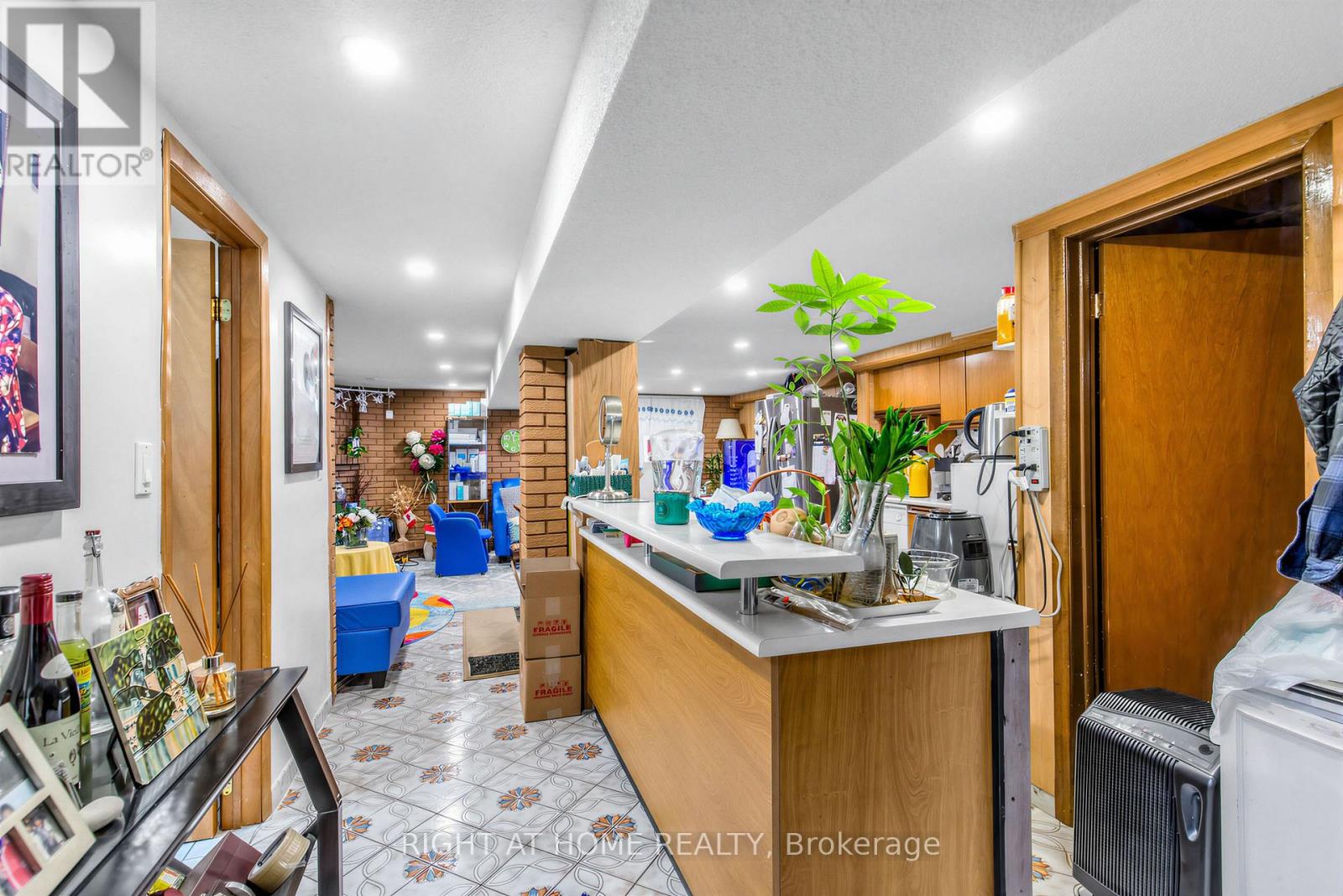 5 Thwaite Avenue, Toronto, Ontario  M3L 2C8 - Photo 24 - W13075196