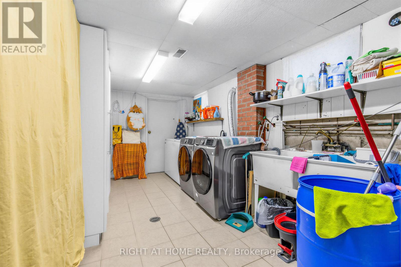 5 Thwaite Avenue, Toronto, Ontario  M3L 2C8 - Photo 29 - W13075196