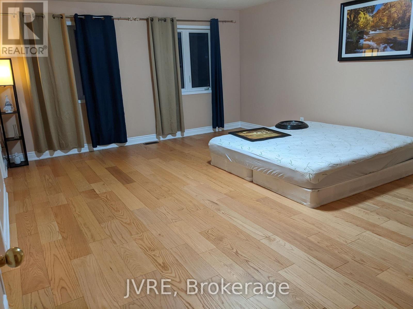 31 Cookview Drive, Brampton, Ontario  L6R 3T7 - Photo 12 - W13075204