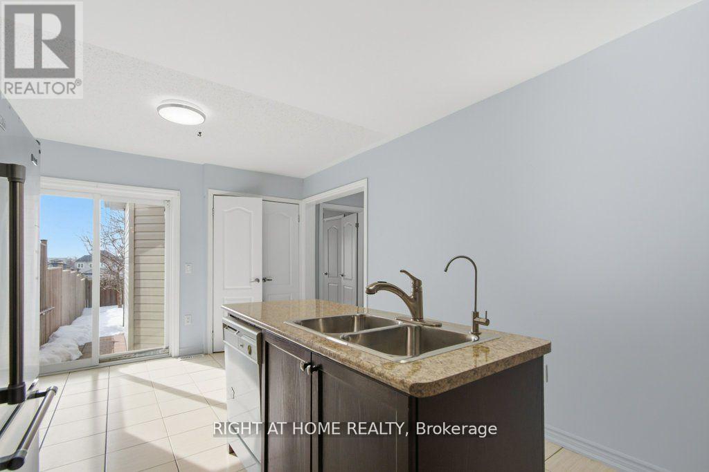 833 Leslie Street, Cobourg, Ontario  K9A 0H3 - Photo 12 - X13075178