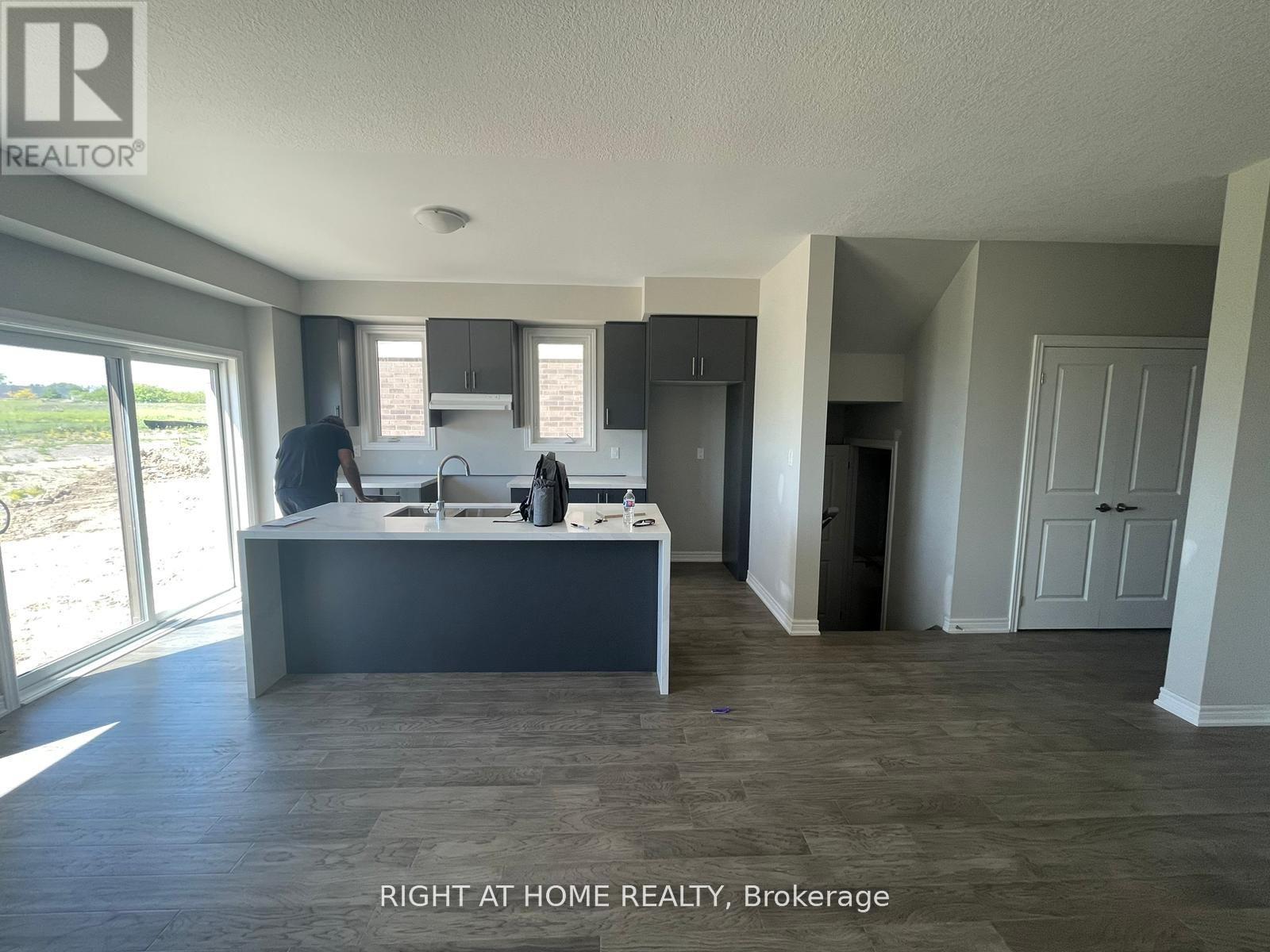 109 Aquasanta Crescent, Hamilton, Ontario  L9B 0J8 - Photo 9 - X13075182