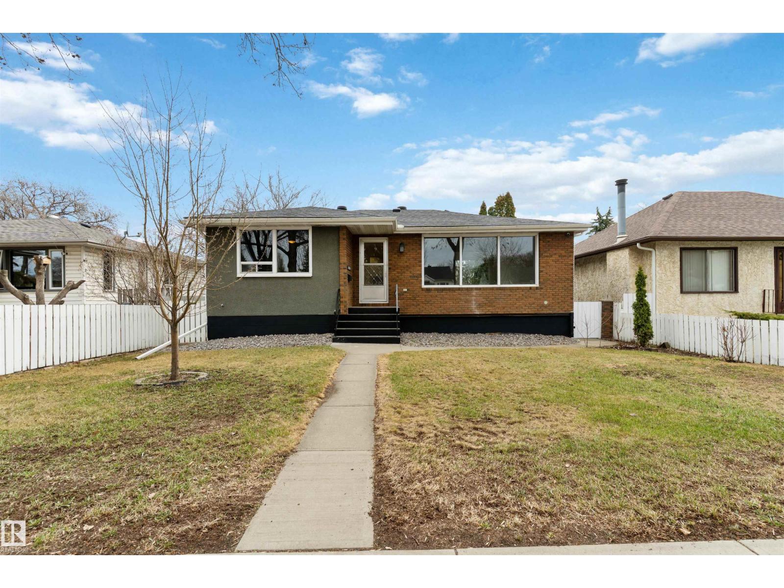 12411 90 St Nw, Edmonton, Alberta  T5B 3Z9 - Photo 2 - E4485485