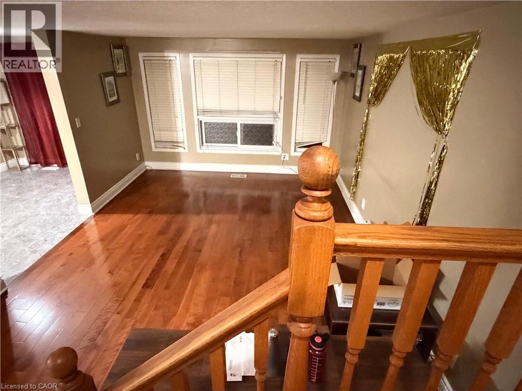 1126 Copper Leaf Crescent, Kitchener, Ontario  N2E 3W4 - Photo 8 - 40823482