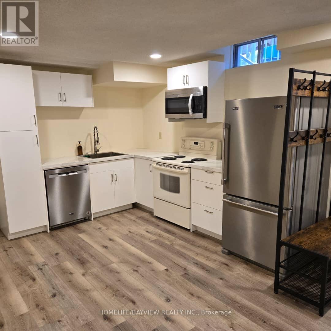 64 Brookshire Circle, Markham, Ontario  L3T 7B3 - Photo 6 - N13075230