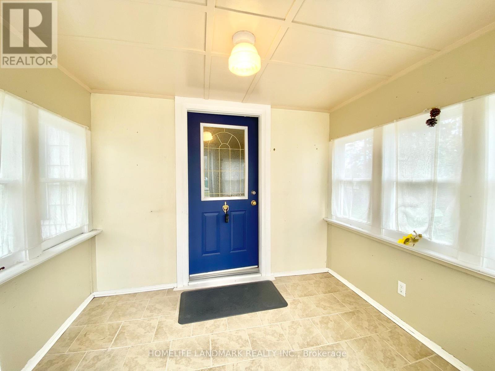 140 Vale Avenue, Newmarket, Ontario  L3Y 3N4 - Photo 5 - N13075234