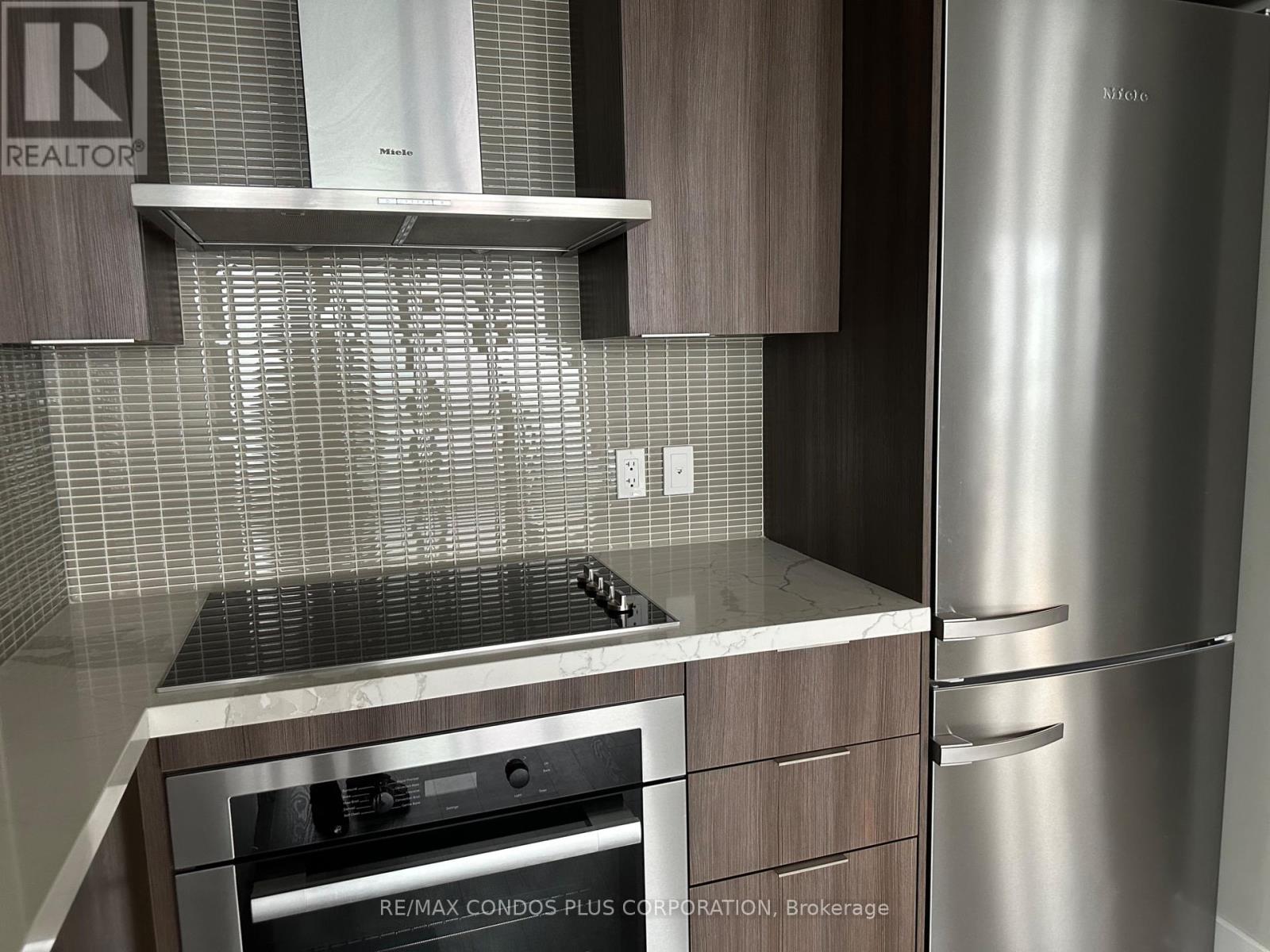 6206 - 30 Shore Breeze Drive, Toronto, Ontario  M8V 0J1 - Photo 4 - W13075210