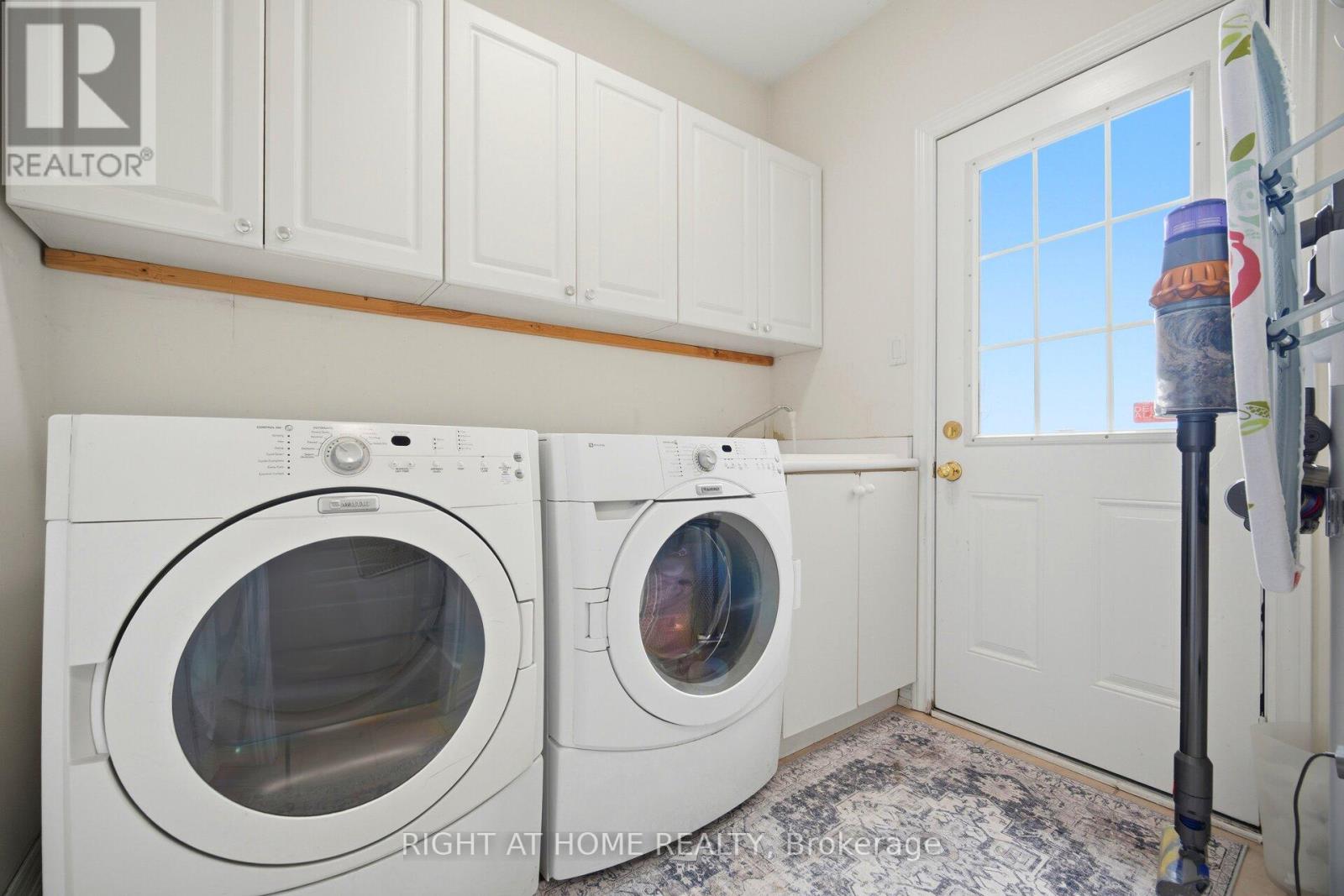 333 Sunny Meadow Boulevard, Brampton, Ontario  L6R 0E9 - Photo 19 - W13075216