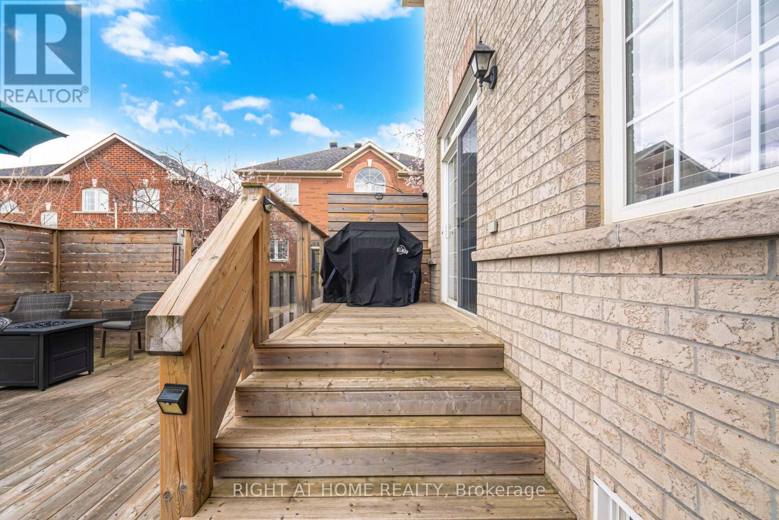 333 Sunny Meadow Boulevard, Brampton, Ontario  L6R 0E9 - Photo 36 - W13075216