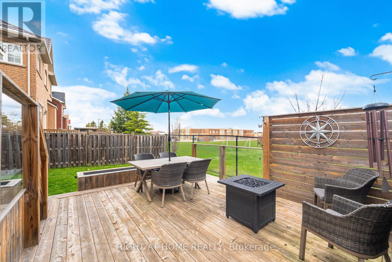 333 Sunny Meadow Boulevard, Brampton, Ontario  L6R 0E9 - Photo 38 - W13075216