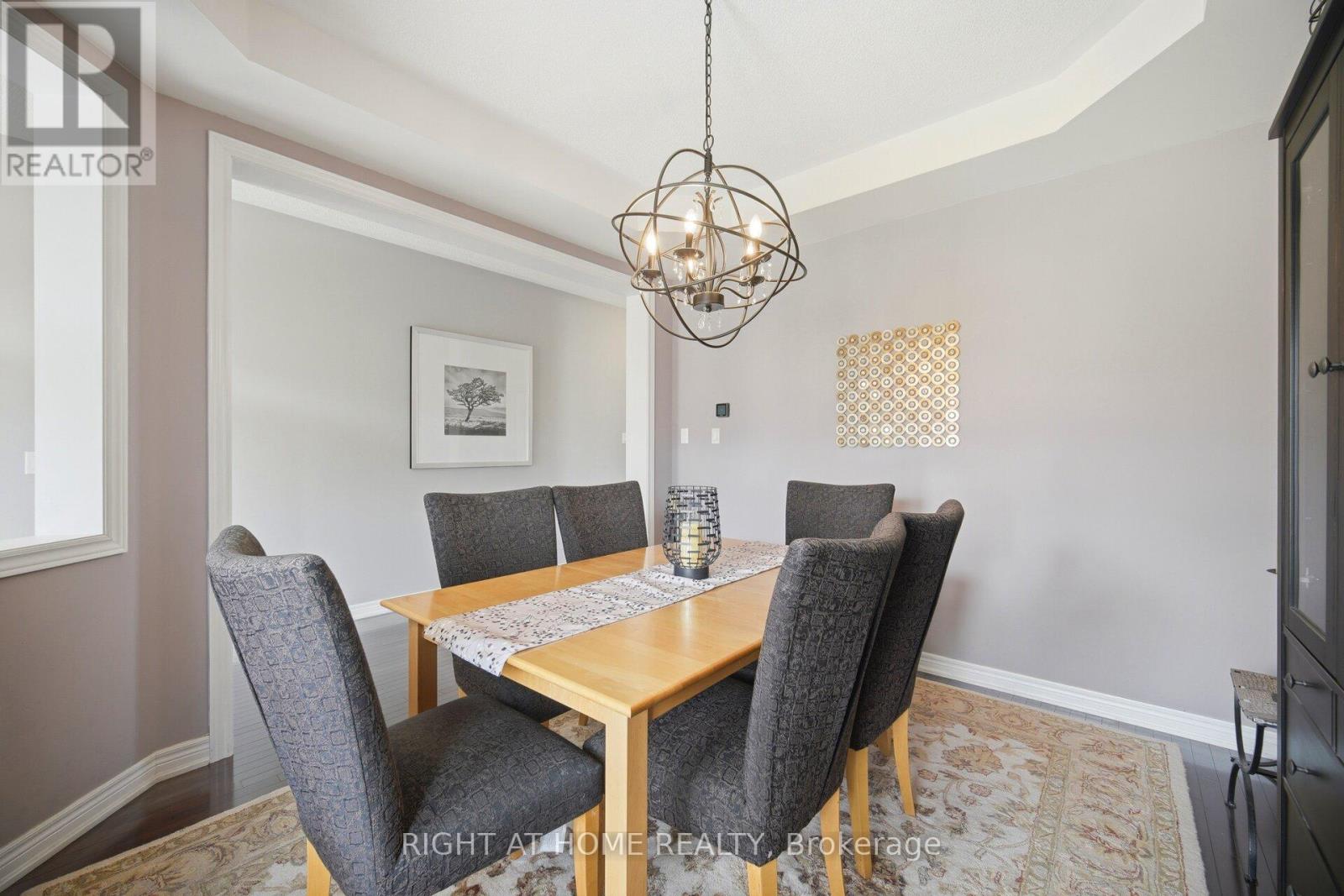 333 Sunny Meadow Boulevard, Brampton, Ontario  L6R 0E9 - Photo 5 - W13075216