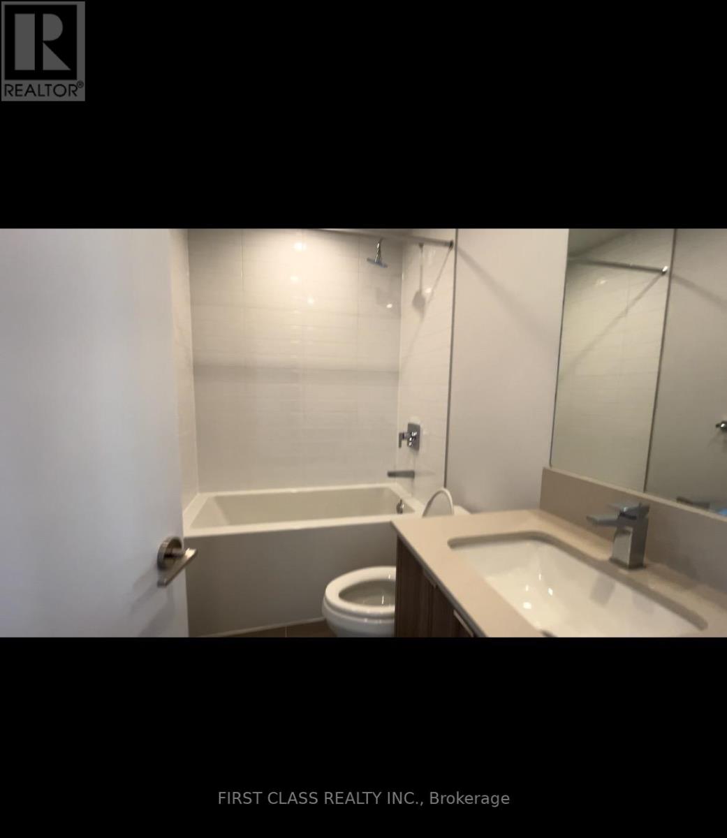 4130 Parkside Village Drive, Mississauga, Ontario  L5B 0L7 - Photo 3 - W13075220