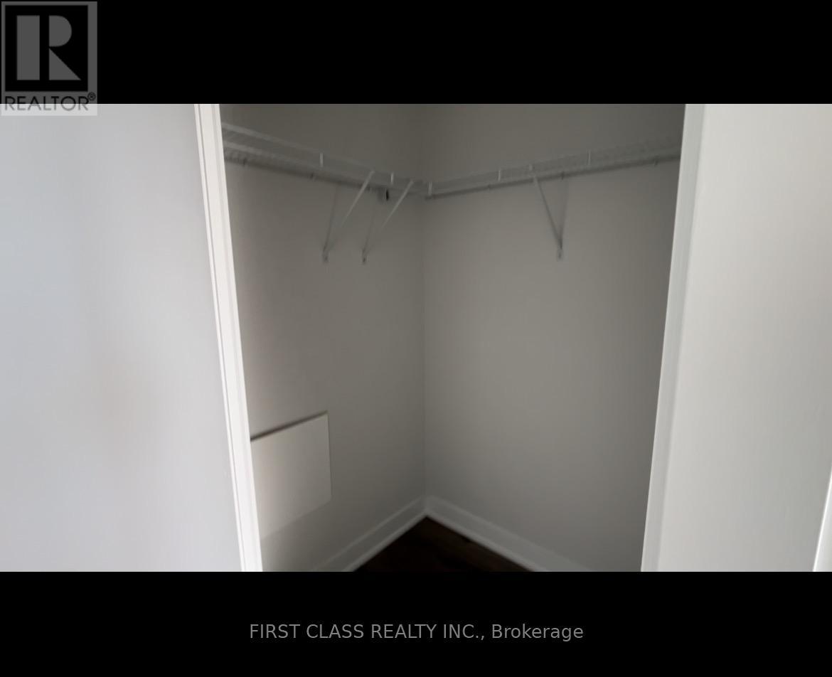 4130 Parkside Village Drive, Mississauga, Ontario  L5B 0L7 - Photo 8 - W13075220