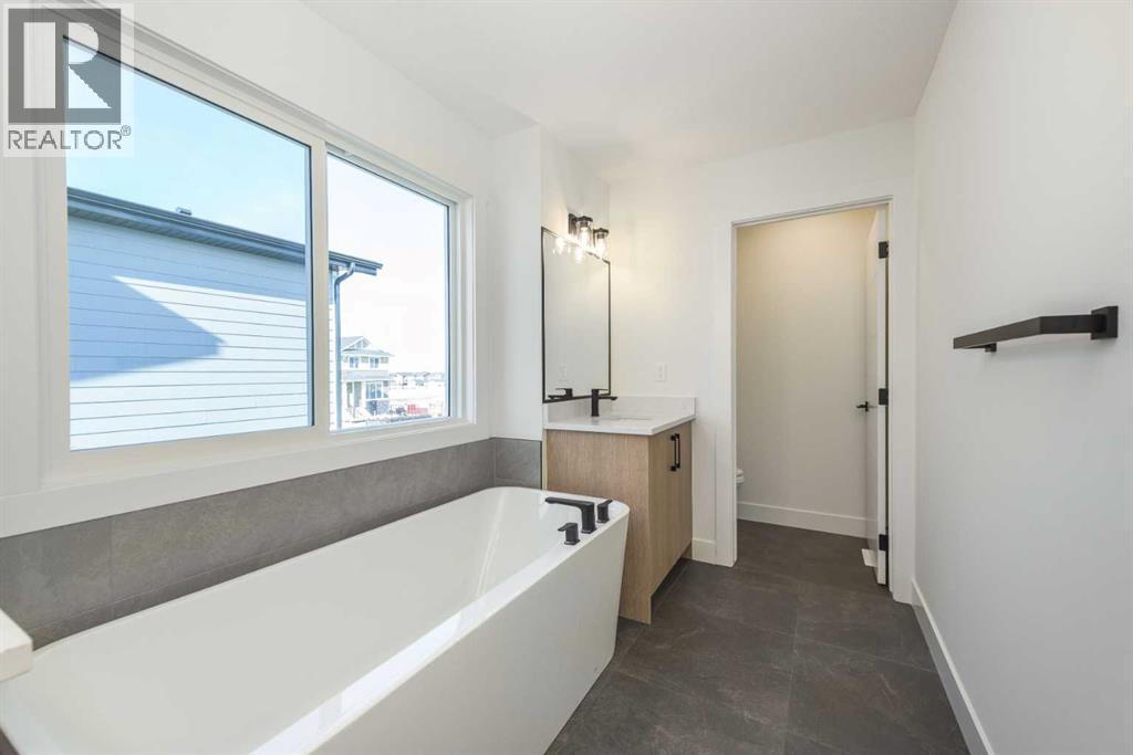 105 Waterford Passage, Chestermere, Alberta  T1X 3B4 - Photo 29 - A2307373