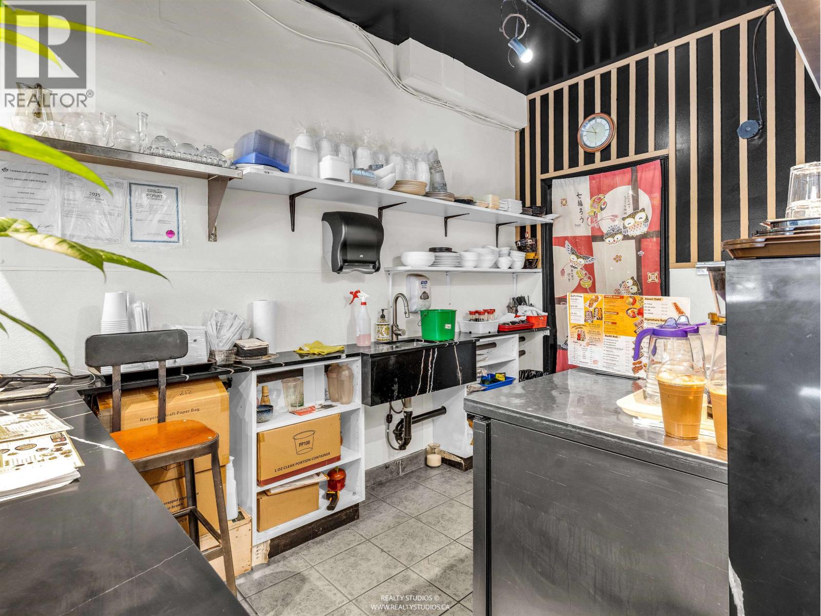 4572 W 10th Avenue, Vancouver, British Columbia  V6R 2J1 - Photo 13 - C8078255