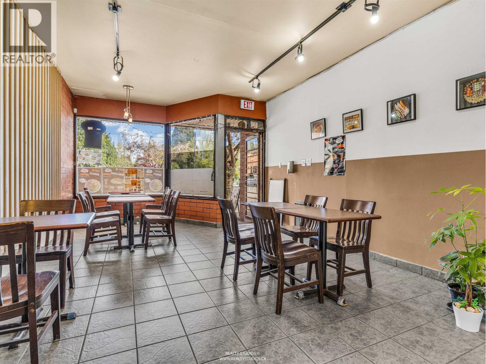 4572 W 10th Avenue, Vancouver, British Columbia  V6R 2J1 - Photo 7 - C8078255